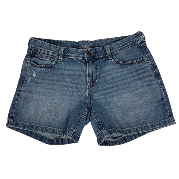 OLD NAVY The Flirt Women’s Blue Jean Denim Shorts Sz 12 Distressed Pockets - Picture 1 of 9